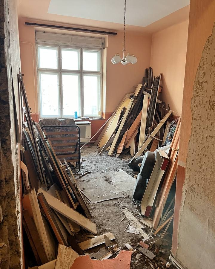 Nappali felújítás előtt — bontási állapot